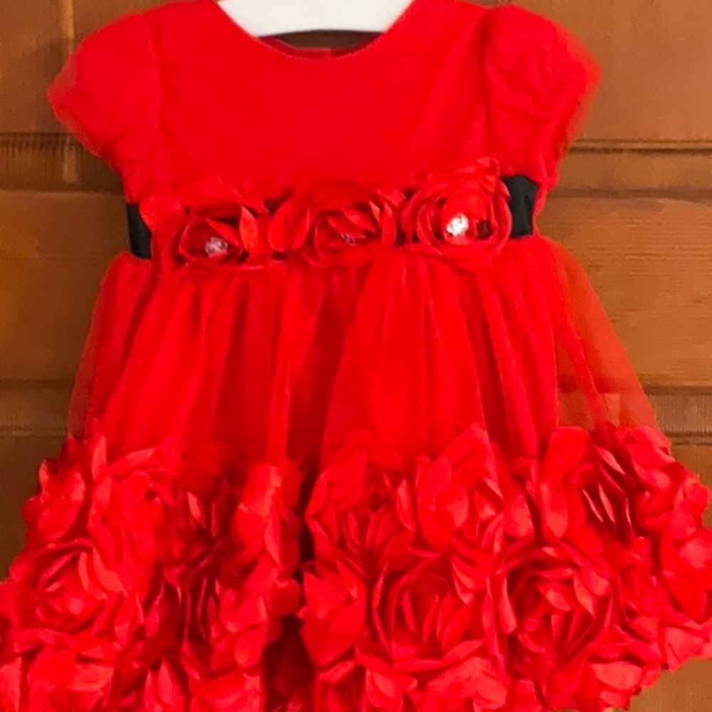Girls 6-9 month red with flowers holiday dress.